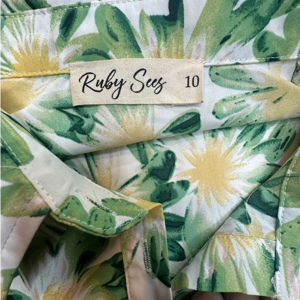 Hello Molly Ruby Seas Green/White/Yellow Floral Midriff Cut Out Romper- US6 - Picture 6 of 12